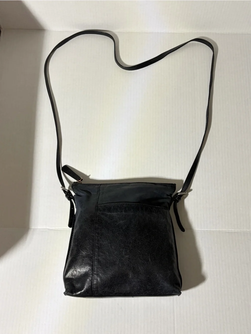 HOBO INTERNATIONAL Leather Crossbody Bag